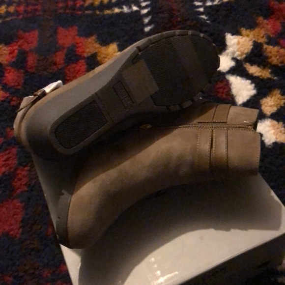 Kenneth Cole Simona Wrap Boot - Picture 2 of 2